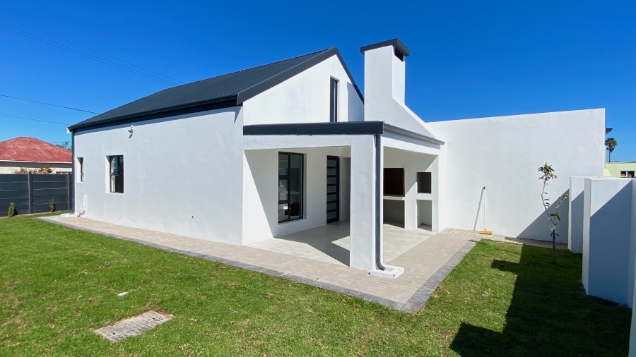 2 Bedroom Property for Sale in Velddrif Western Cape